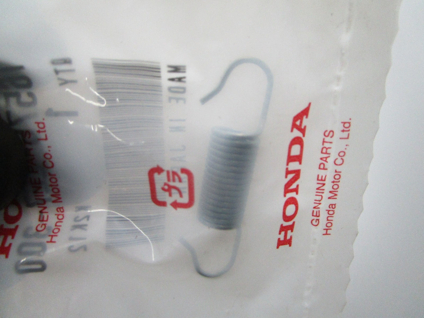 NEW OEM Honda 16576-ZE7-300 Spring 0810