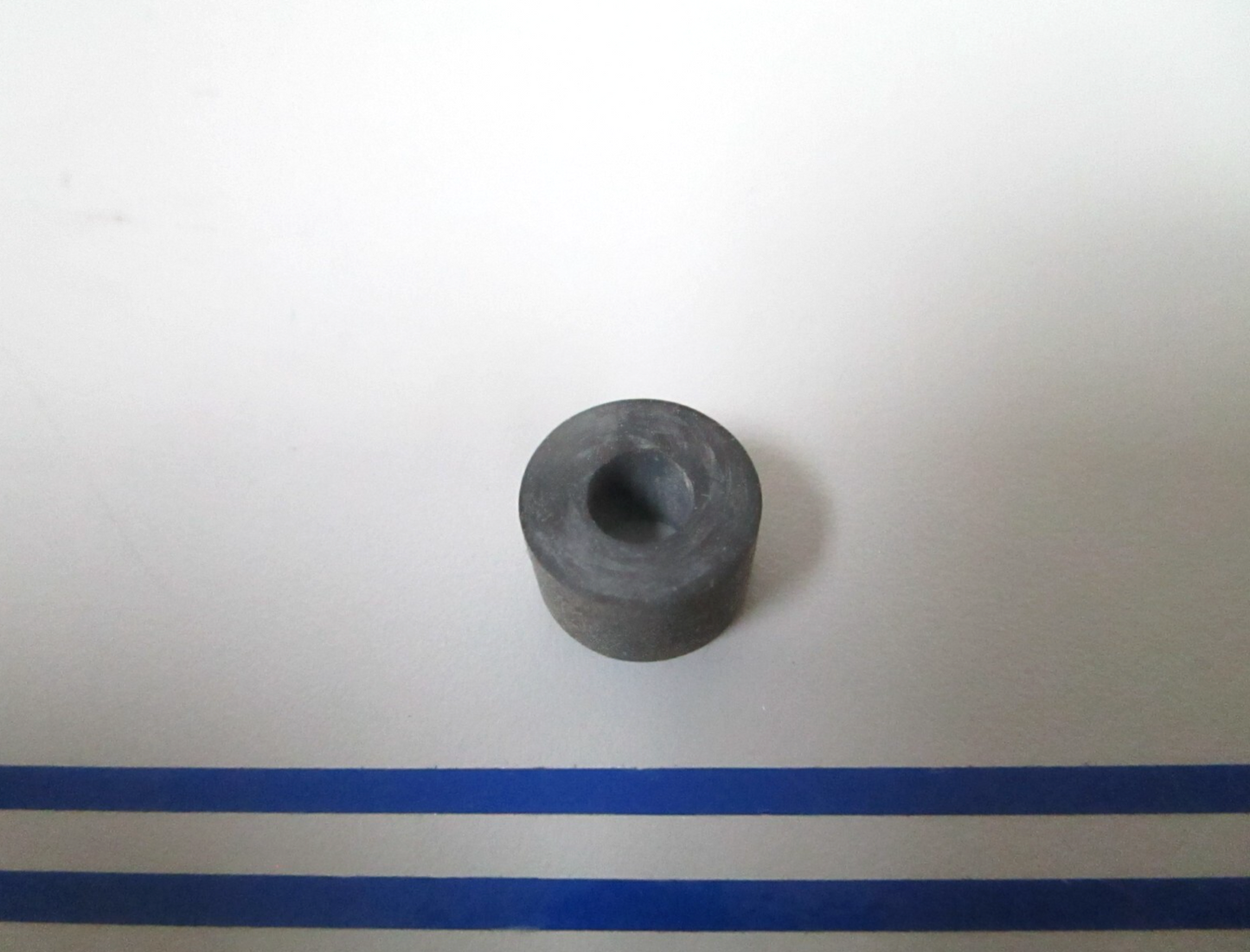 *NEW OEM* 0810 Mercury Quicksilver Bushing 23-F695802