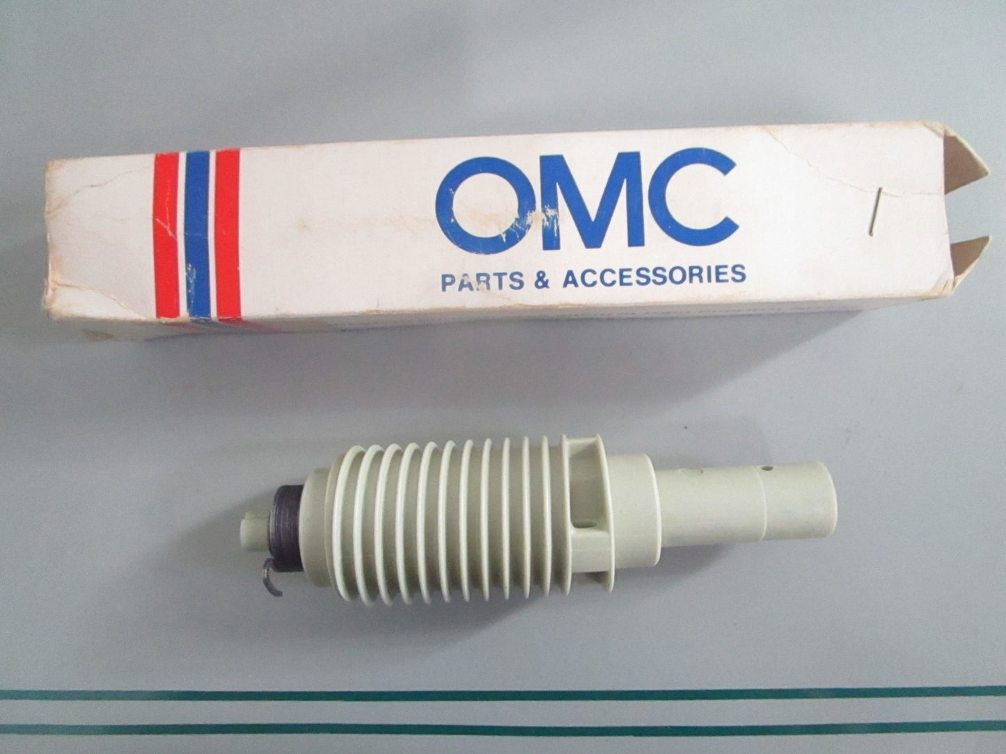 NEW OEM 390187 0390187 OMC Johnson Evinrude Starter Spool & Spring 0820