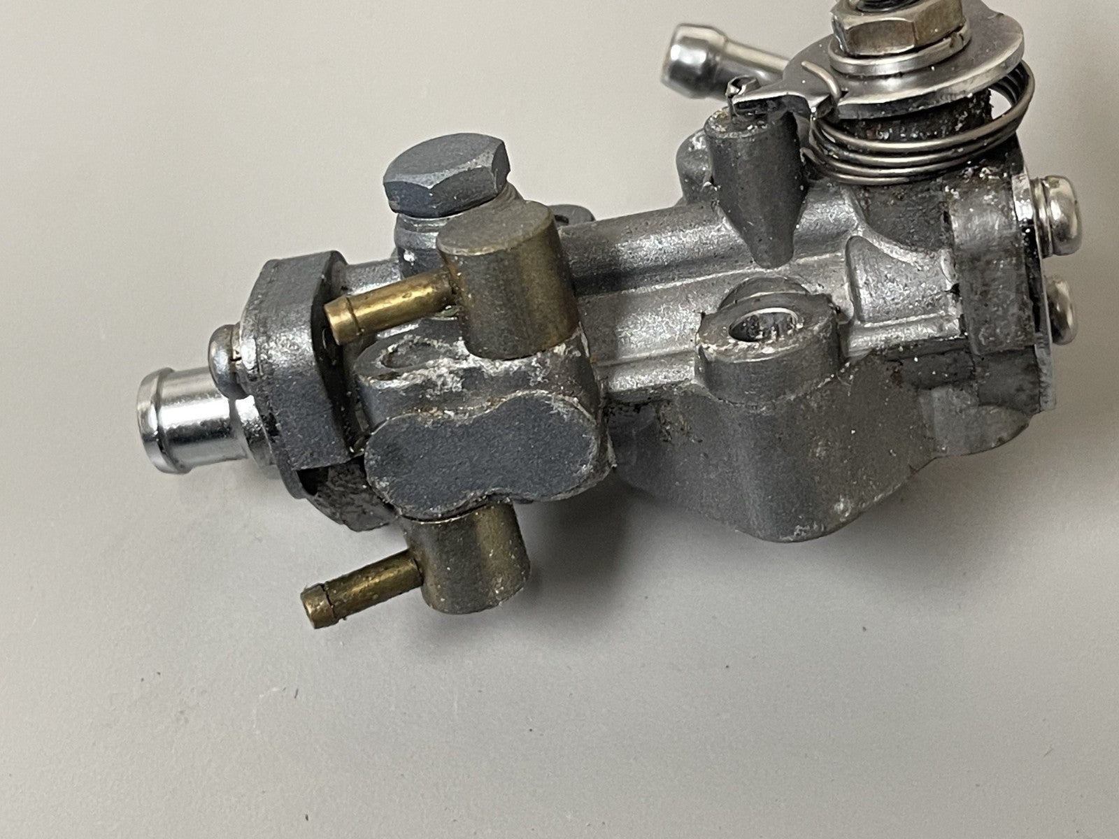 NEW OEM 6J8-13200-01-00 Yamaha Oil Pump 0670