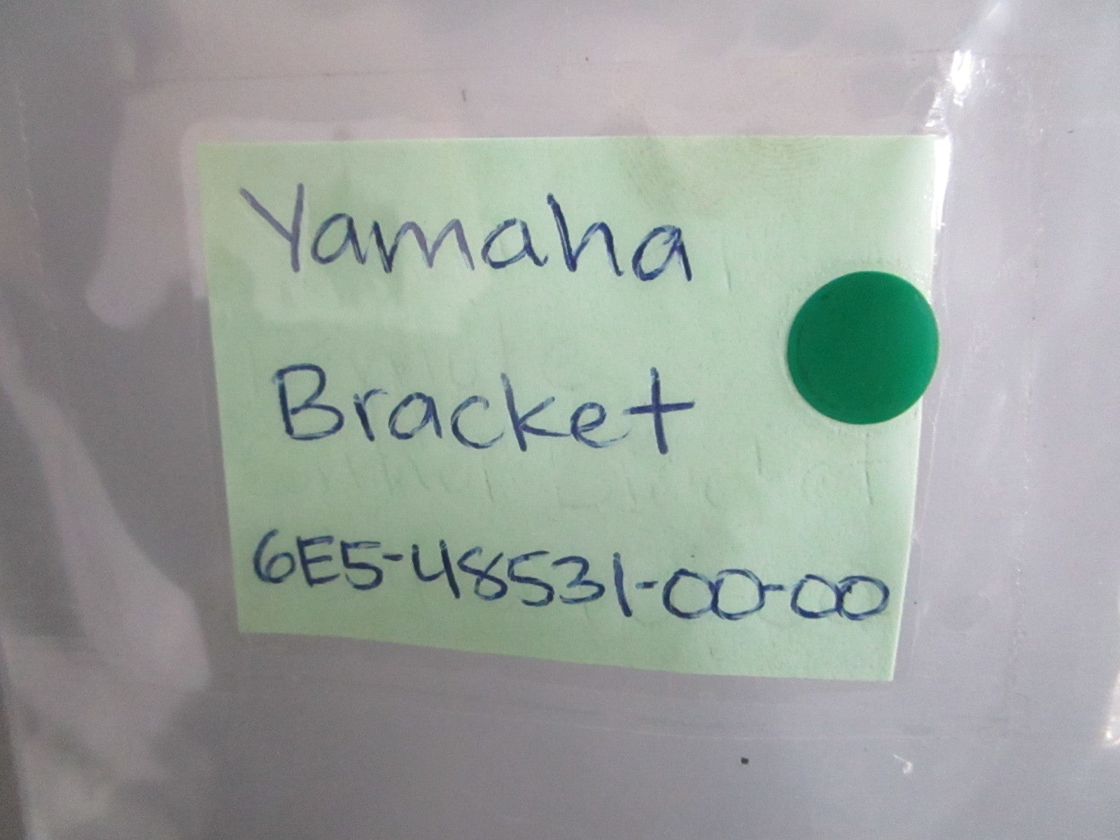 NEW OEM 6E5-48531-00-00 Yamaha Bracket 0820