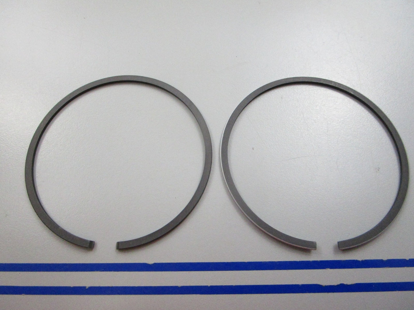 NEW OEM 12140-96301-000 Suzuki 2 Piston Ring Set 0810