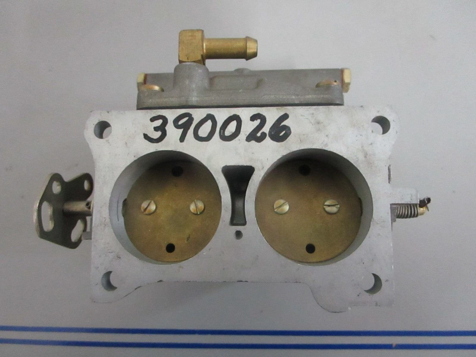 *NEW OEM* 0820 OMC Johnson Evinrude Carburetor 390026 0390026