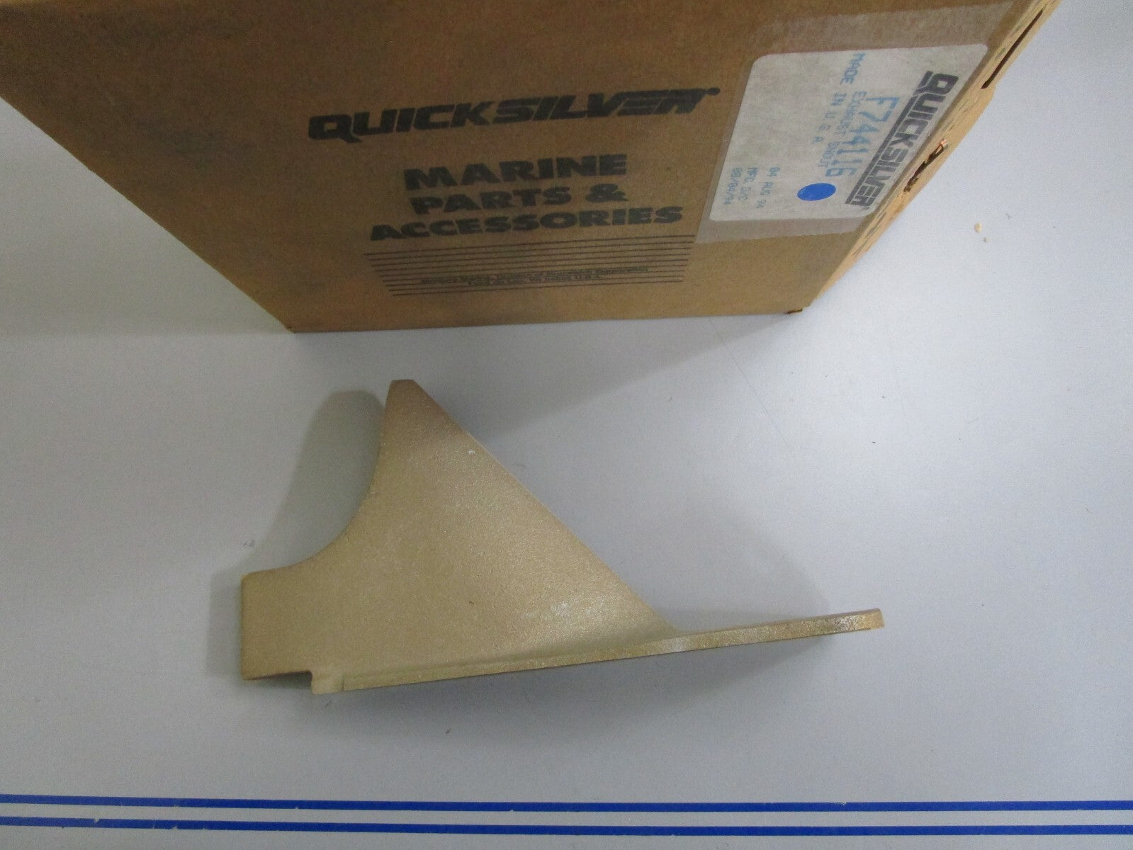 *NEW OEM* 0820 Mercury Quicksilver Exhaust Snout F744116