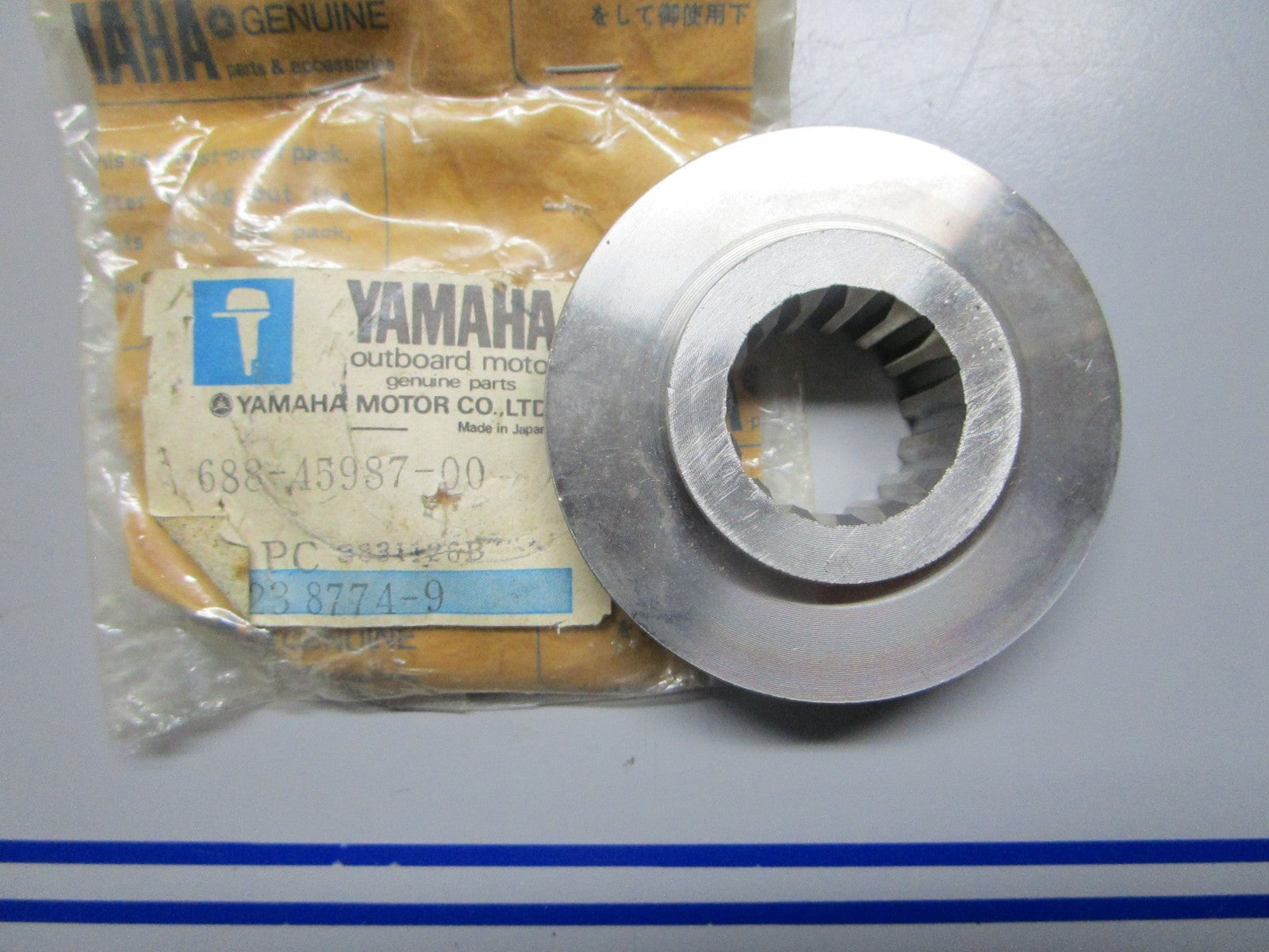 *NEW OEM* 0820 Yamaha Propeller Spacer 688-45987-00-00
