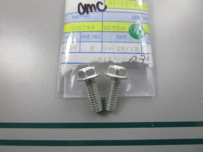 NEW OEM (LOT OF 2) 328744 0328744 OMC Johnson Evinrude Screw 0810