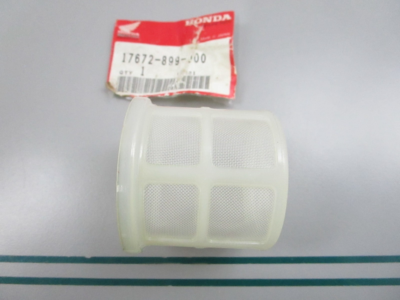NEW OEM 17672-899-000 Honda Fuel Filter 0810