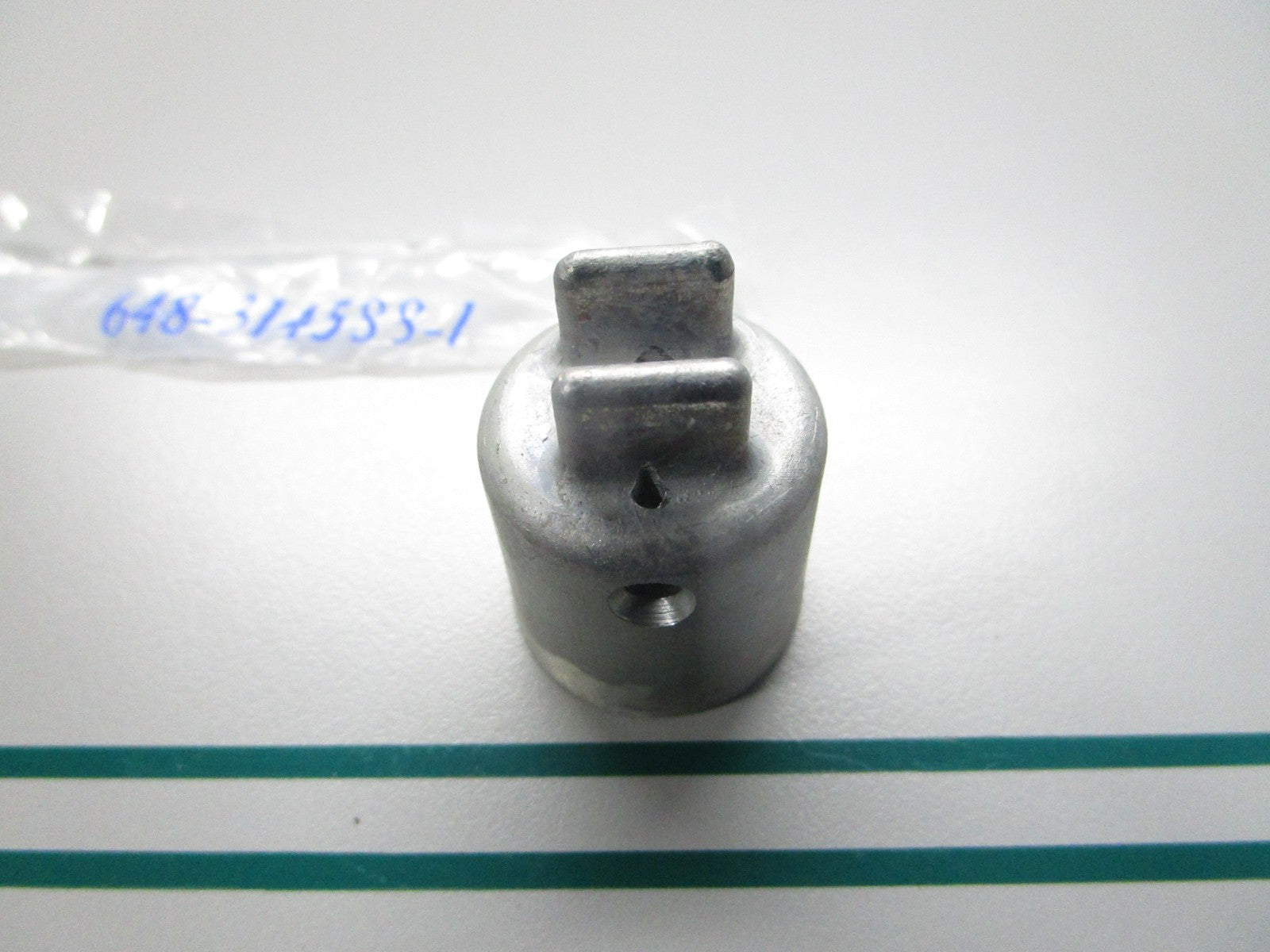 NEW OEM 314588 0314588 OMC Johnson Evinrude Spring Retainer 0810