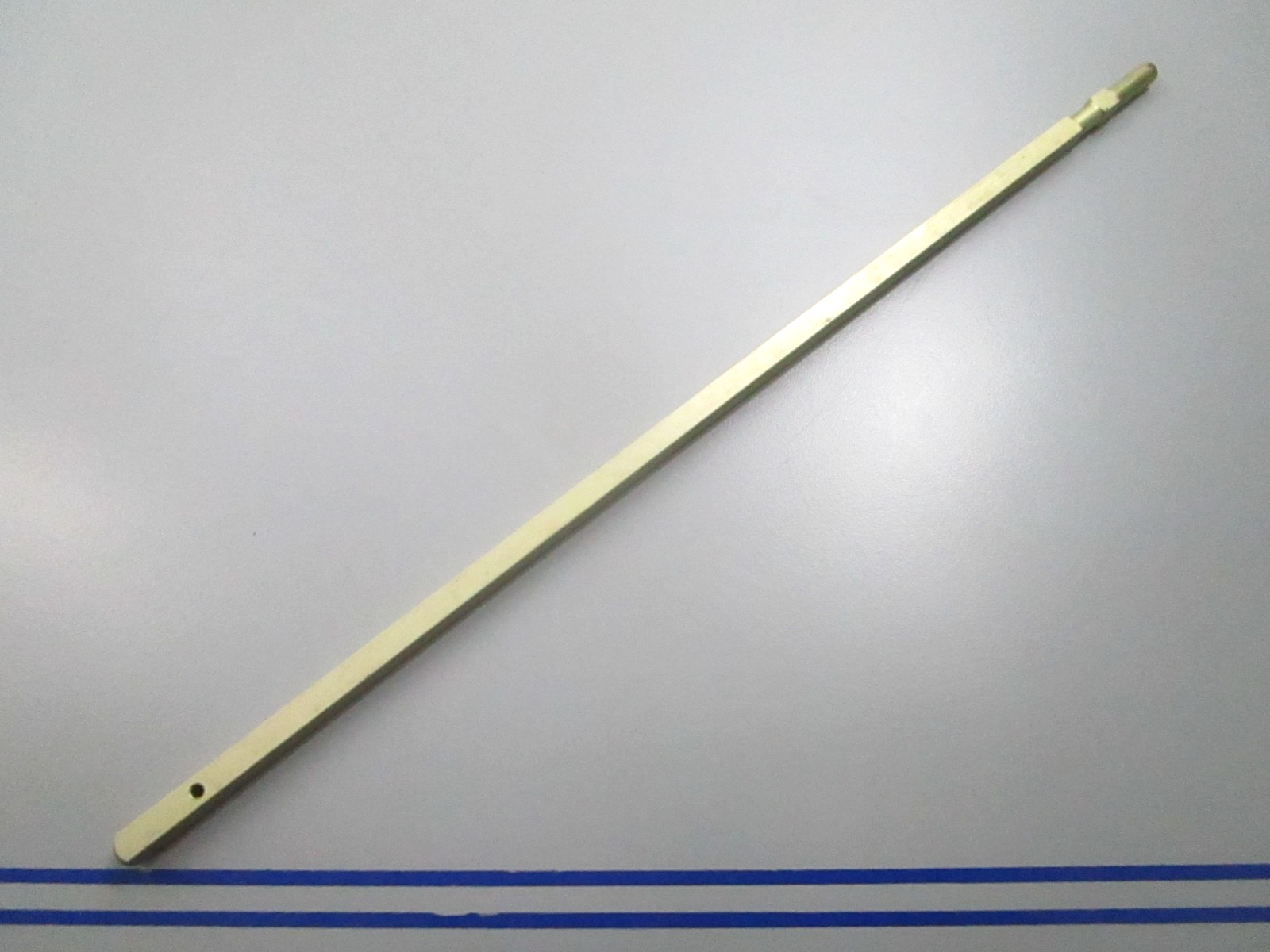 *NEW OEM* 0810 Mercury Quicksilver Shaft 66393