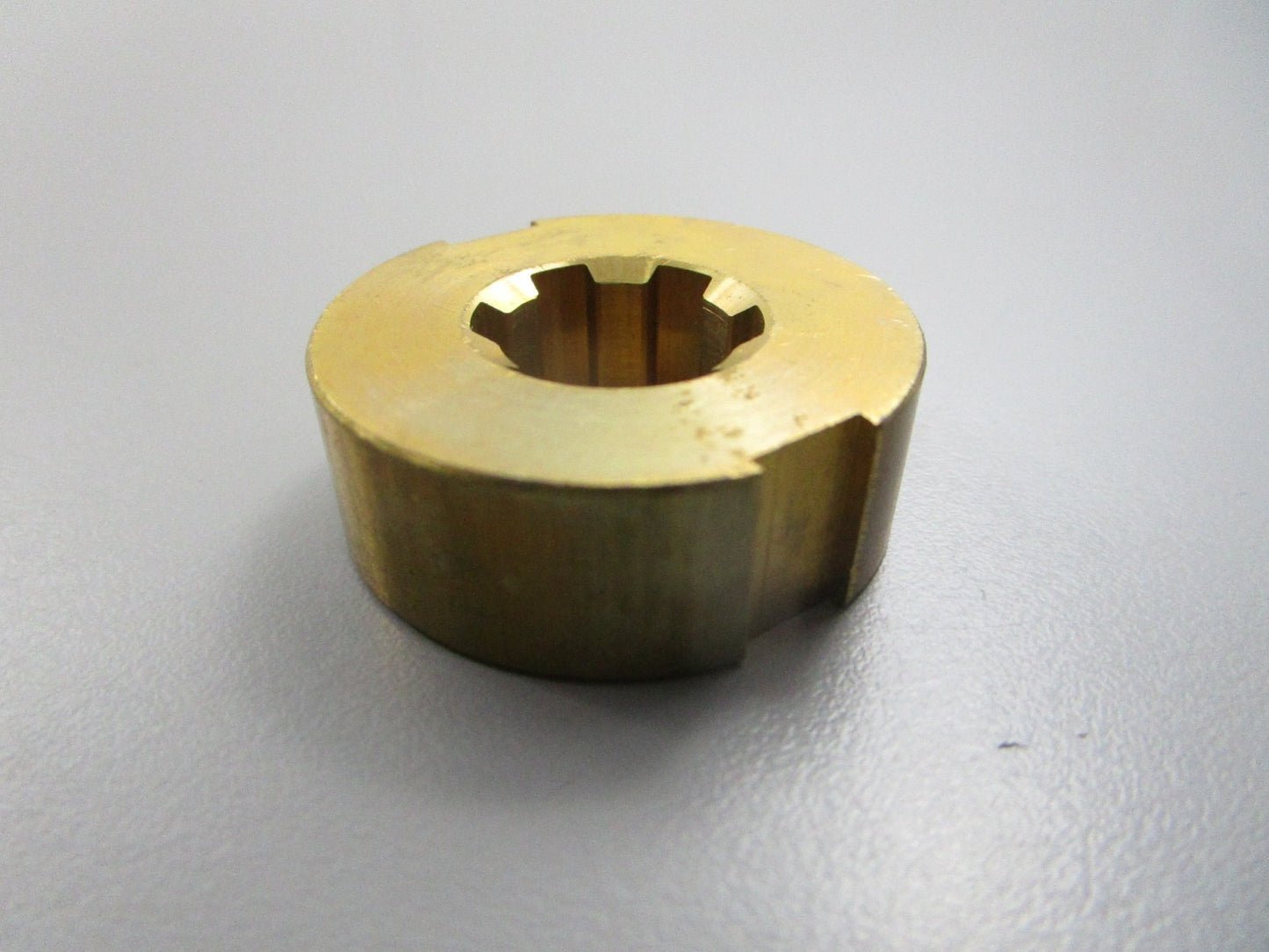 NEW OEM 58135-93402 Suzuki Propeller Spacer 0810