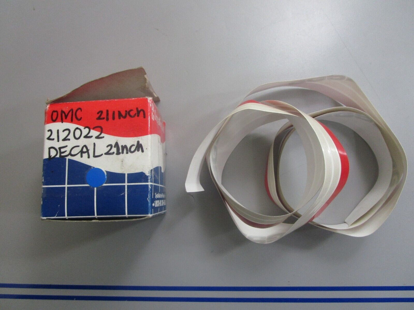 *NEW OEM* 0810 OMC Johnson Evinrude 21" Decal 212022 0212022
