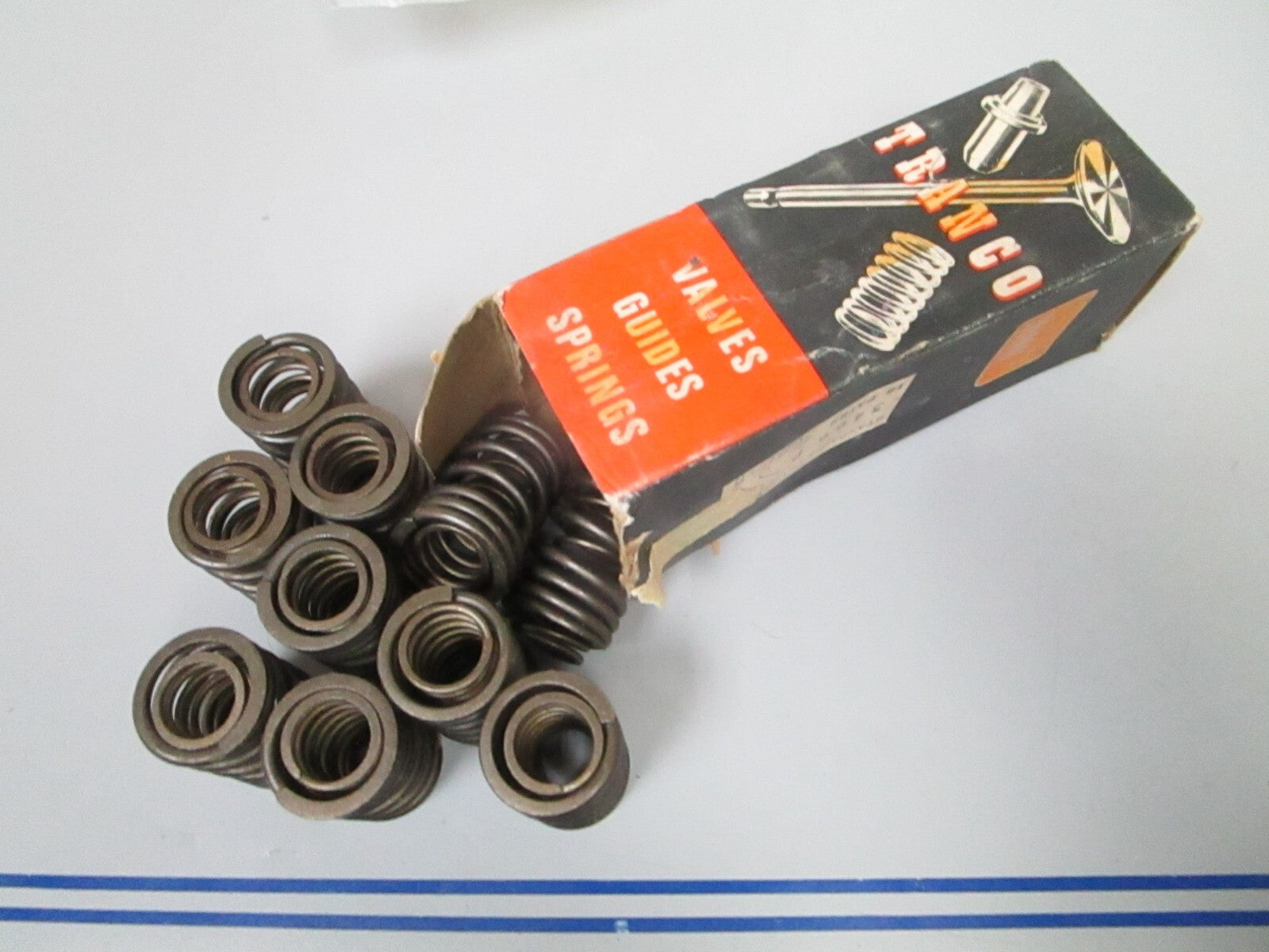 *NEW* 0810 Tranco 12 Valve Guide Spring Set 3466