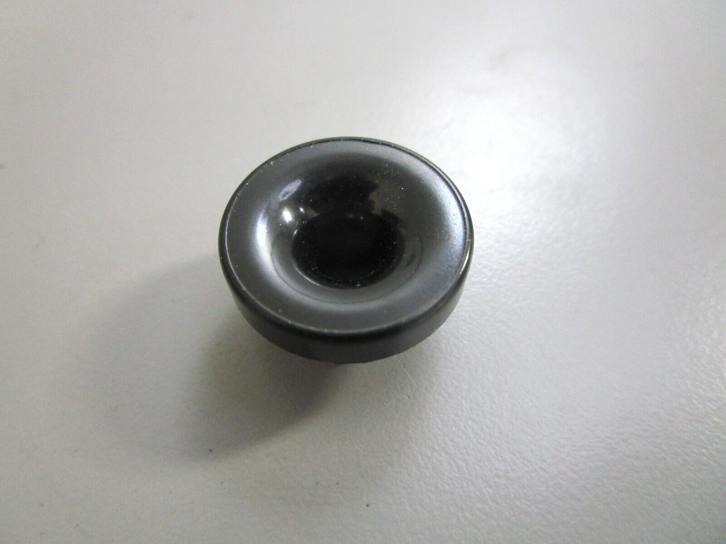 *NEW OEM* 0750 Mercury Quicksilver BUSHING 42690