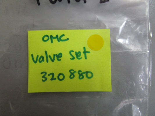 *NEW OEM* (LOT OF 2) 0810 OMC Johnson Evinrude Valve Set 320880 0320880
