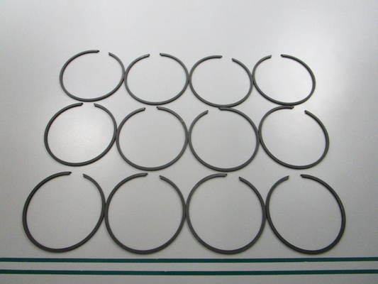 NEW OEM 39-87261A12 Mercury Quicksilver 12 Piston Ring Set 0810