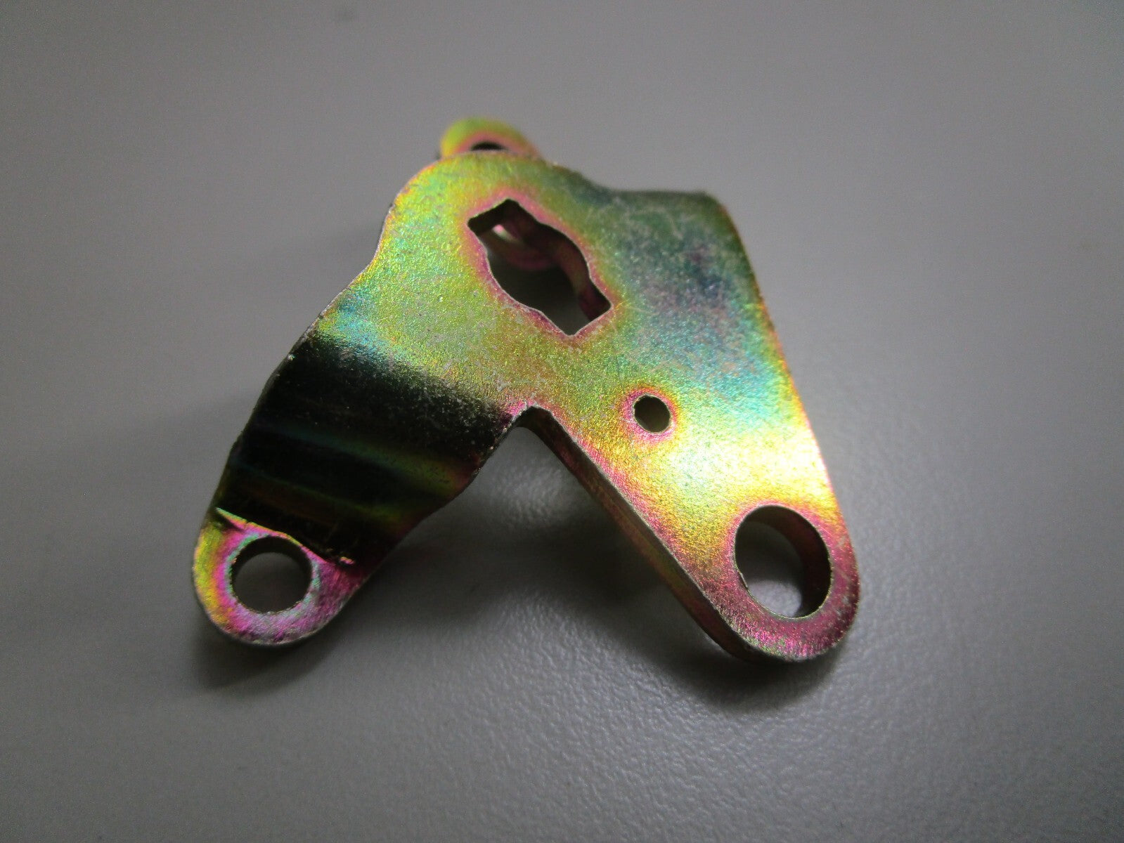 *NEW OEM* 0810 Volvo Penta Intermediate Lever 848677