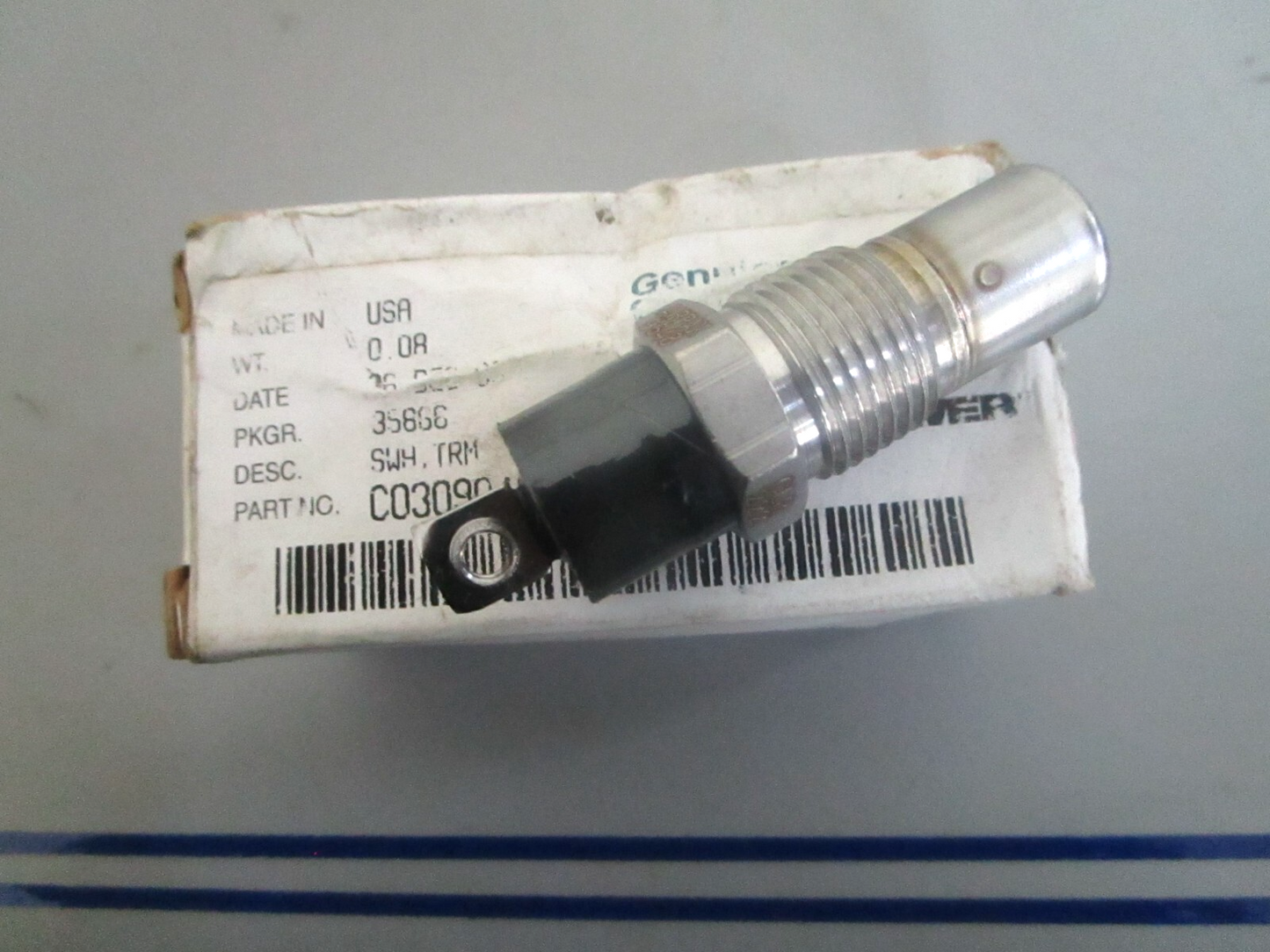 *NEW OEM* 0820 Cummins Thermo Switch C0309043700
