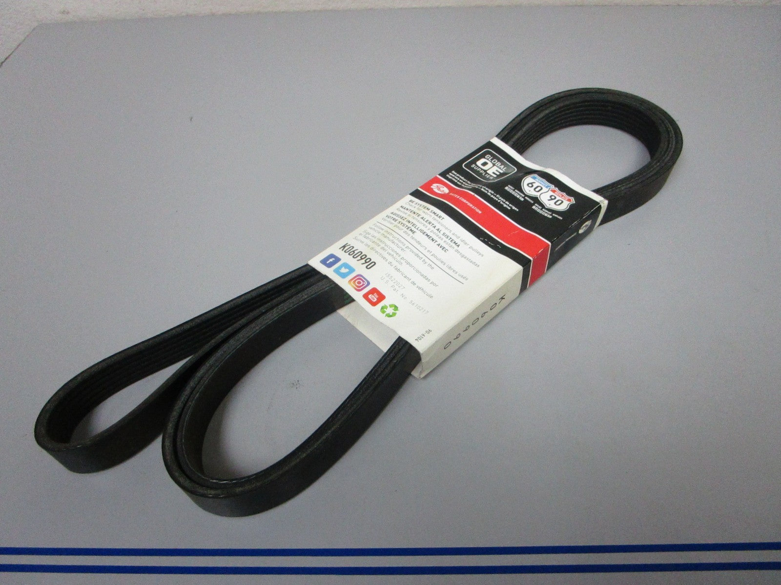 NEW K060990 Gates Micro-V 13/16" x 99 ⅝" Serpentine Belt 0720