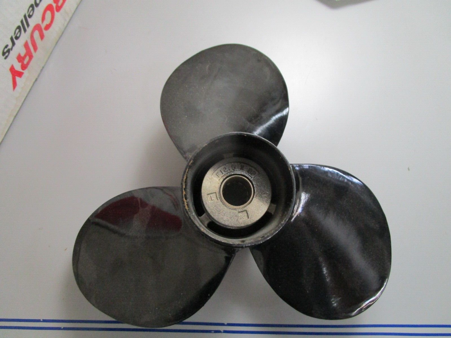 *NEW OEM* 0720 Mercury Quicksilver Black Max 12½ x 8 RH Propeller 48-42738A13