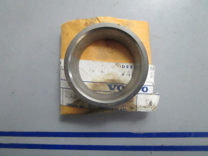 *NEW OEM* 0820 Volvo Penta Valve Seat 419695