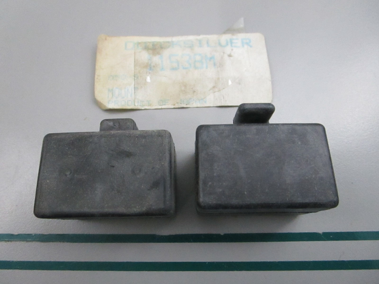NEW OEM (LOT OF 2) 11538M Mercury Quicksilver Mount 0810