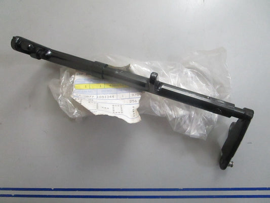 *NEW OEM* 0820 OMC Johnson Evinrude Lever & Pin Ay 438076 0438076 342901