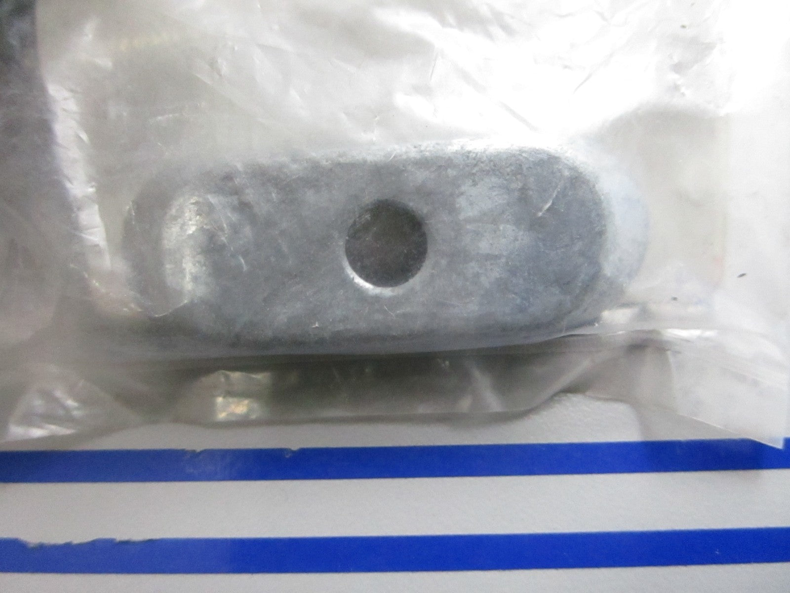 *NEW OEM* 0810 OMC Johnson Evinrude Zinc Anode 5033167