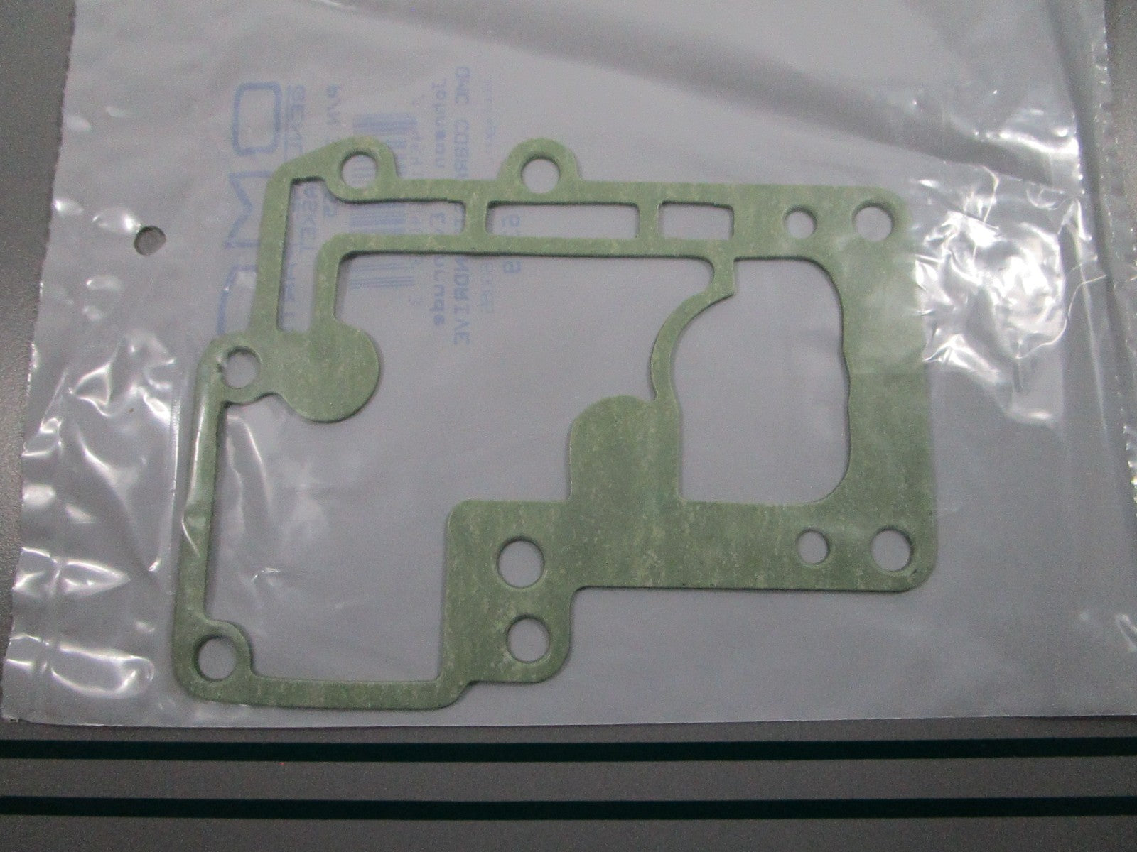 NEW OEM 313065 0313065 OMC Johnson Evinrude Gasket 0810