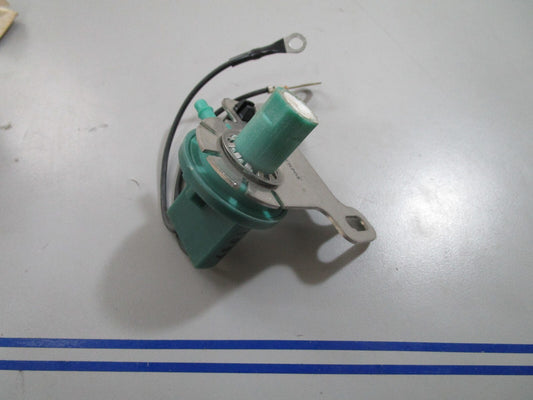 *NEW OEM* 0820 OMC Johnson Evinrude Vacuum Switch 394936 0394936