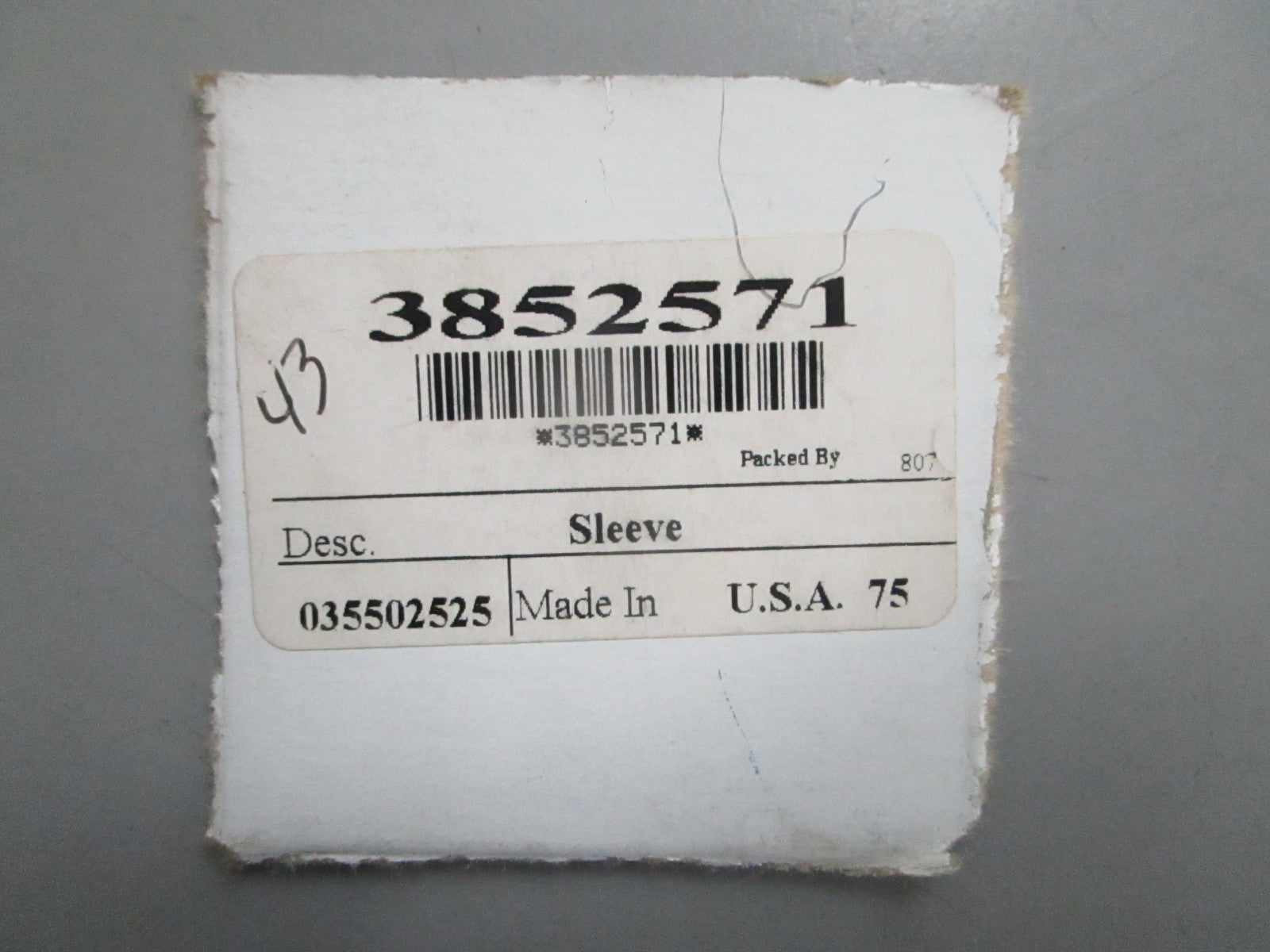 *NEW OEM* 0820 Volvo Penta Sleeve 3852571