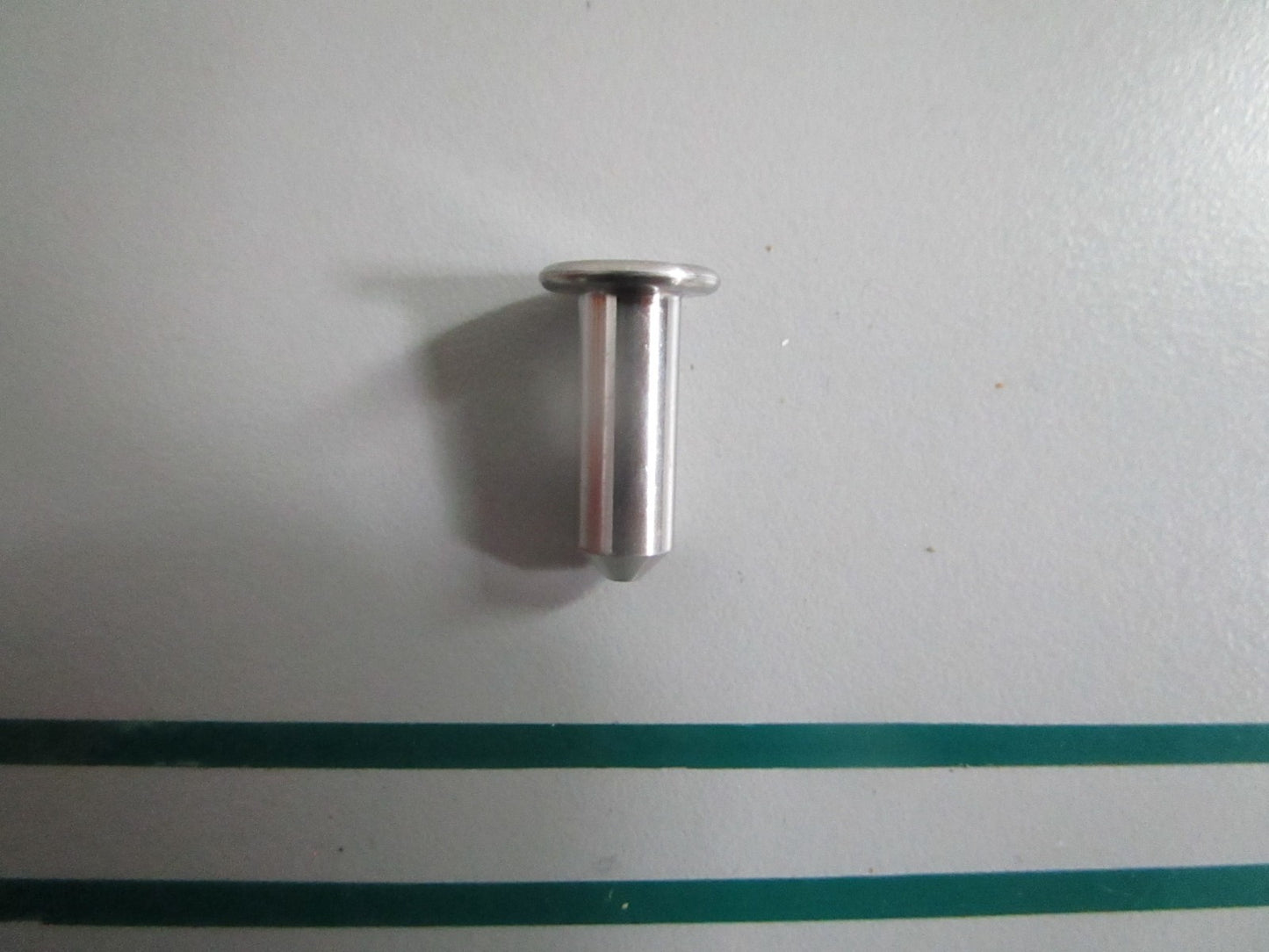NEW OEM 3852835 OMC Johnson Evinrude Pin 0820