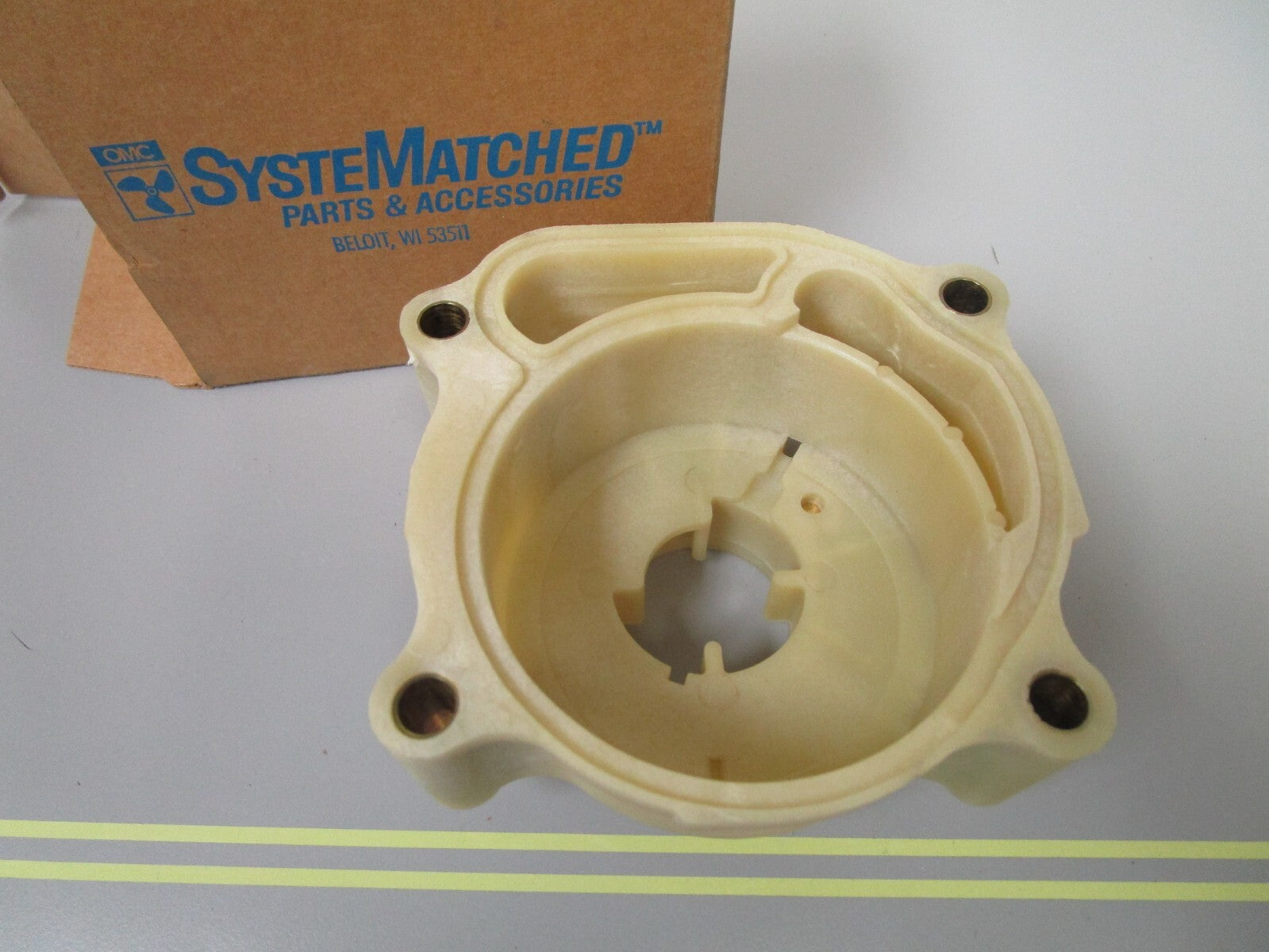 *NEW OEM* 0810 OMC Johnson Evinrude Impeller Housing Assembly 385801 0385801