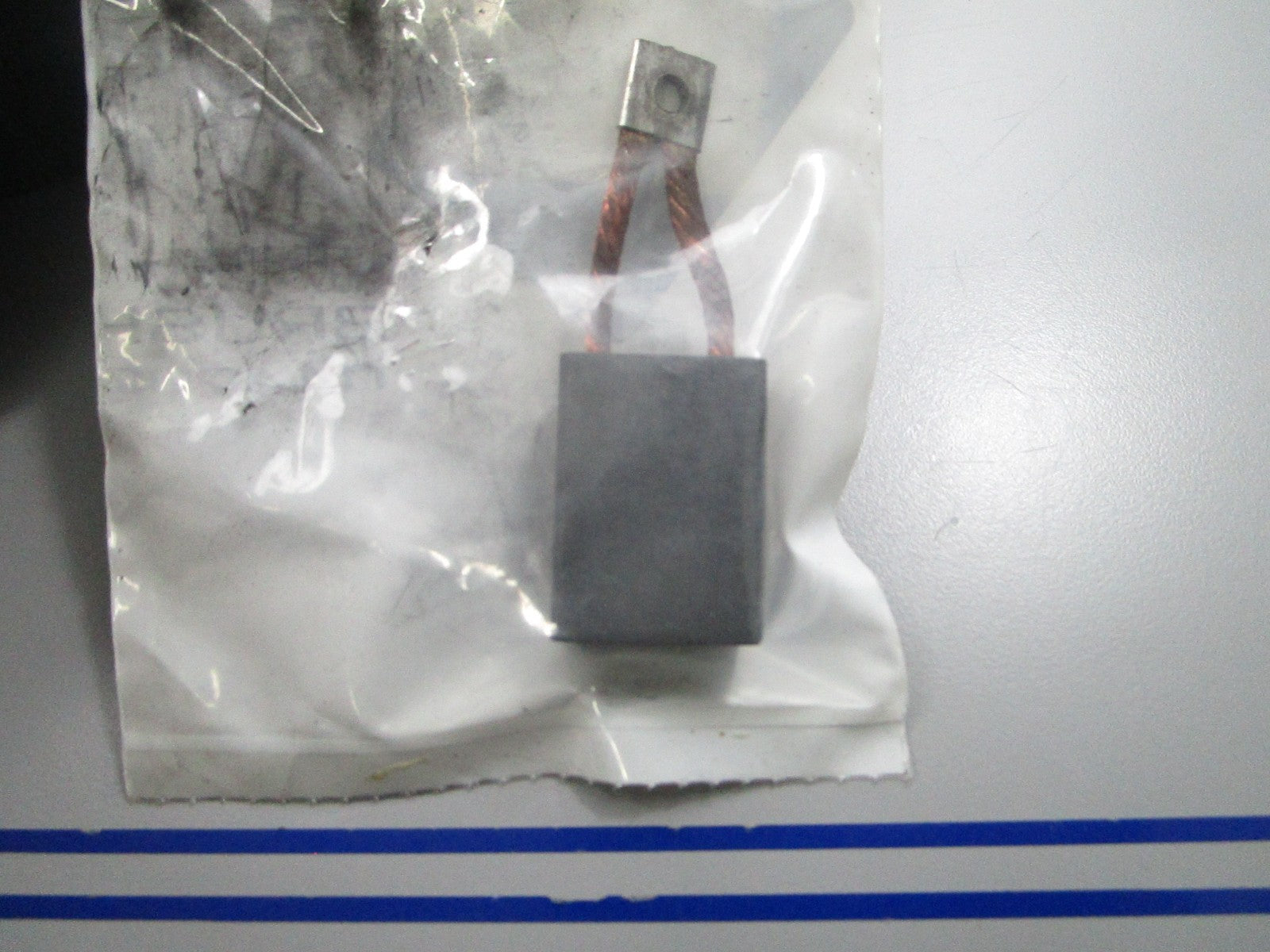 *NEW* 0810 Total Source Motor Brush CR021157-001 For: Crown