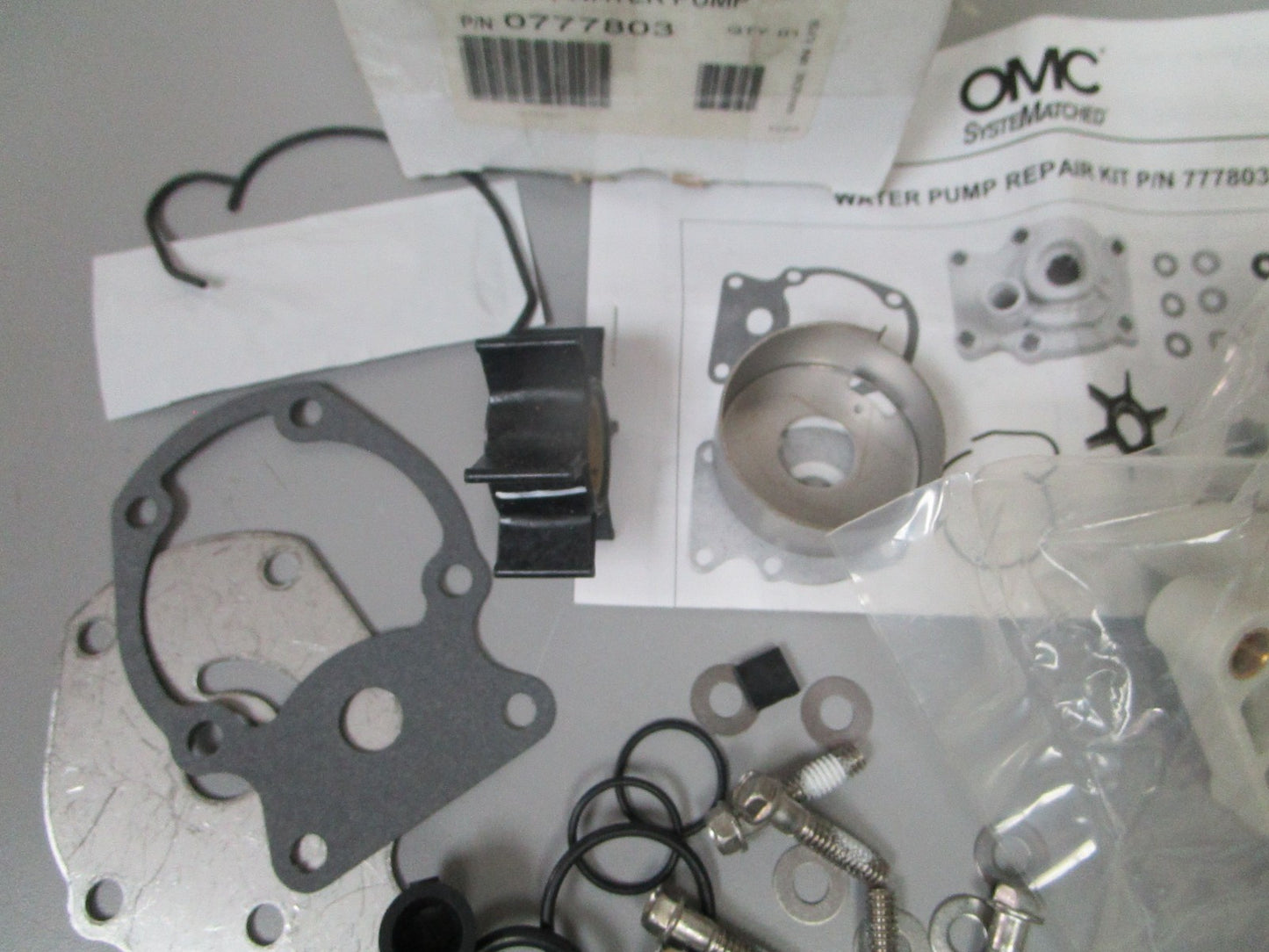 NEW OEM 777803 0777803 OMC Johnson Evinrude Water Pump Kit Assembly 0720