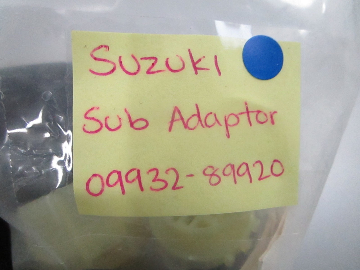 *NEW OEM* 0810 Suzuki Sub Adaptor 09932-89920