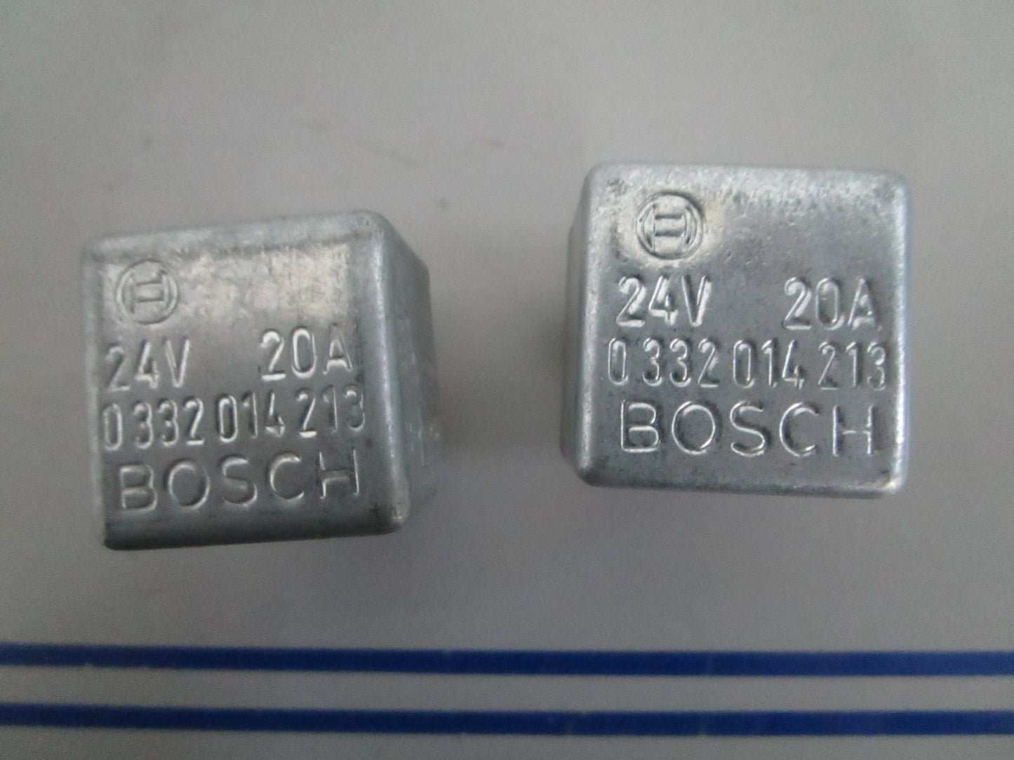 *NEW OEM* (LOT OF 2) 0820 Volvo Penta Relay 1501833