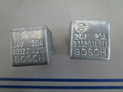 *NEW OEM* (LOT OF 2) 0820 Volvo Penta Relay 1501833
