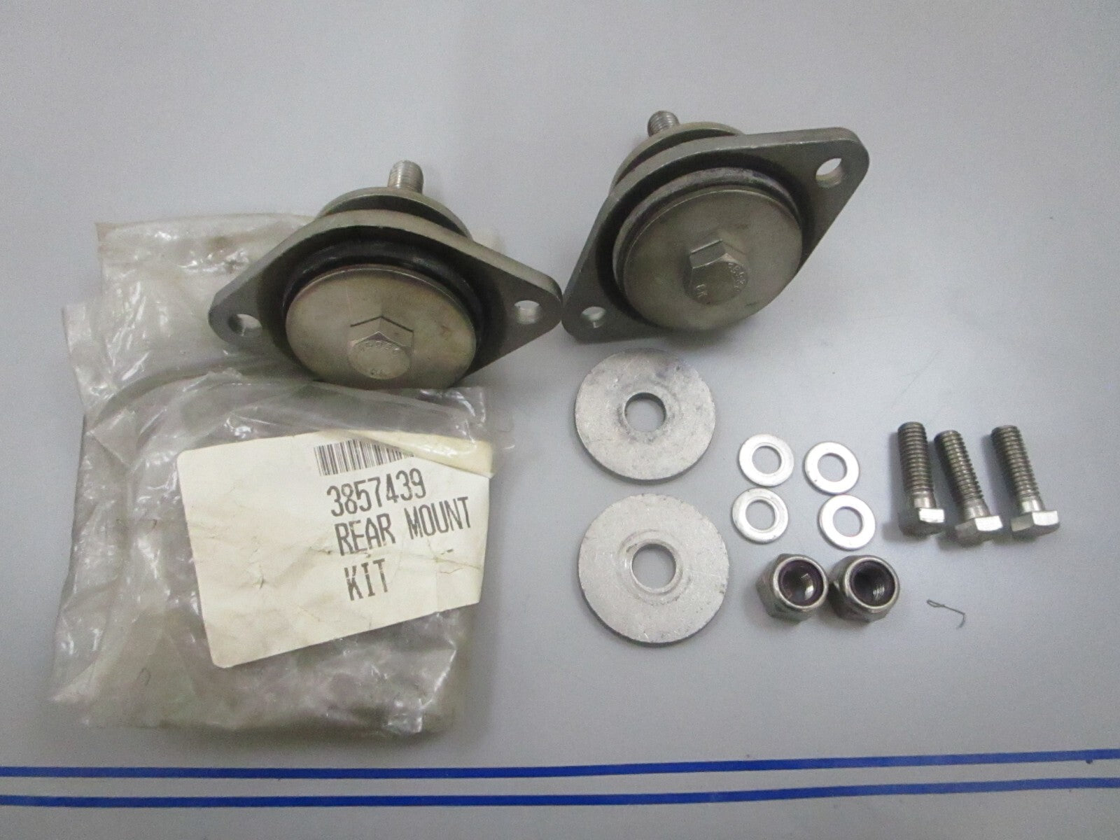 *NEW OEM* 0810 Volvo Penta  *Incomplete* Rear Mount Kit 3857439