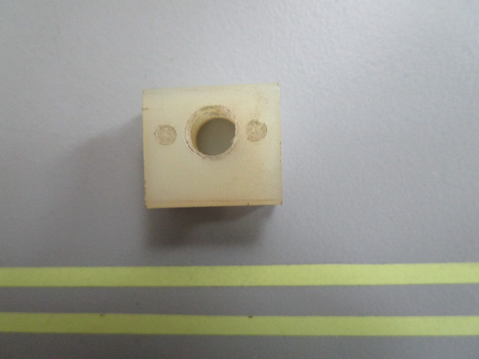 *NEW OEM* 0820 OMC Johnson Evinrude Retainer 308051 0308051