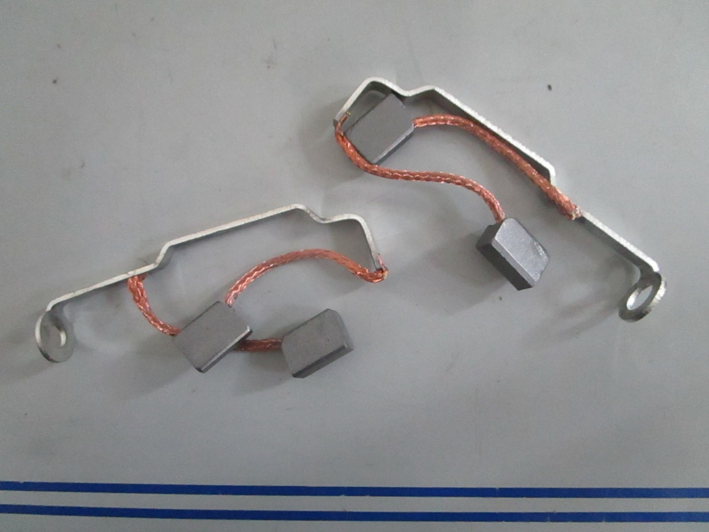 *NEW OEM* 0820 Linde Baker Brush Kit 0009718153