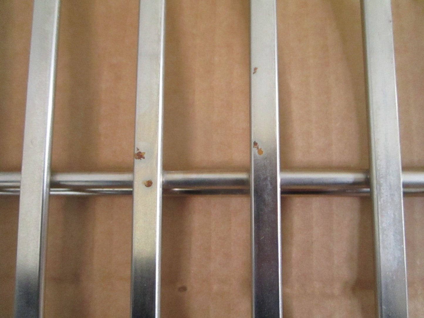 Whirlpool NEW OEM Sliding Oven Rack W11545292 NOS Part 0820