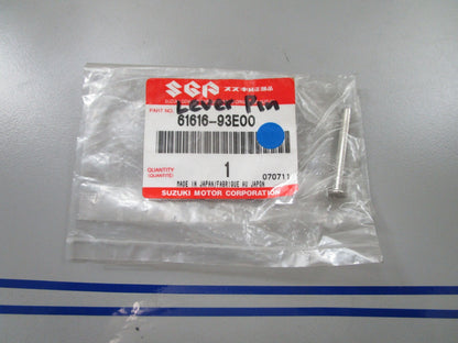 *NEW OEM* 0770 Suzuki Lever Pin 61616-93E00