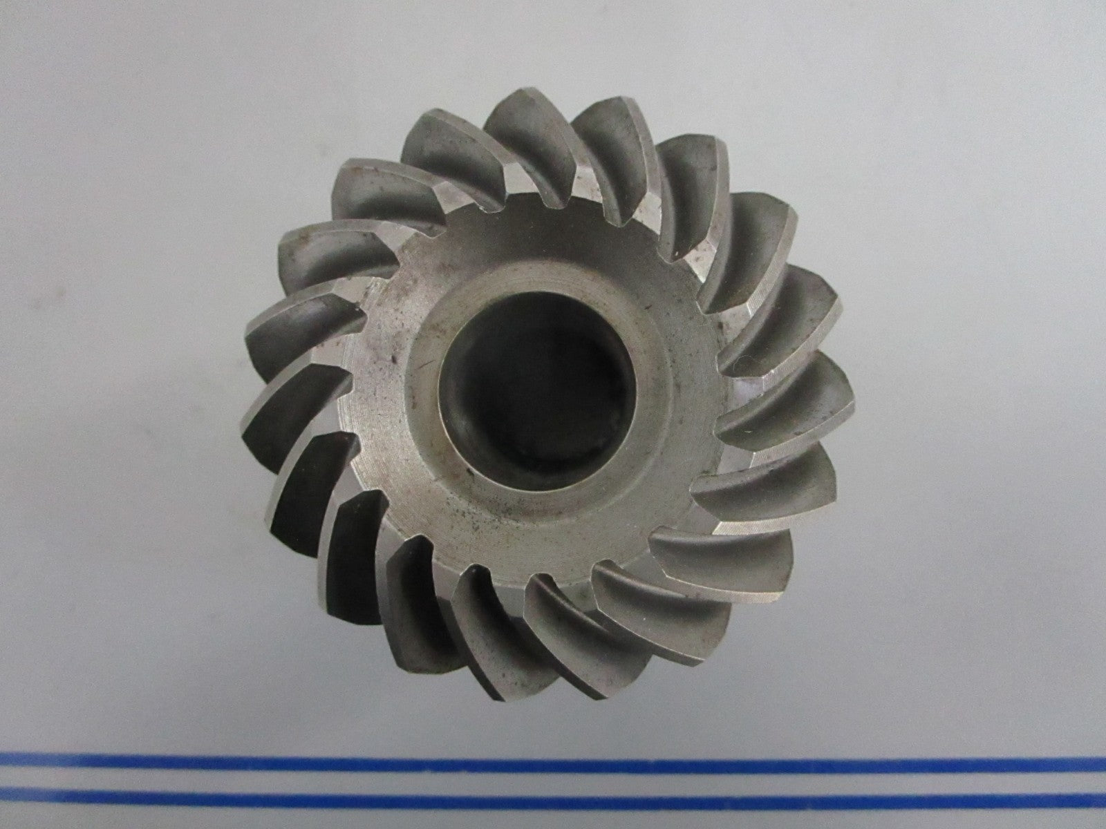 *NEW OEM* 0820 Mercury Quicksilver 19T Gear 821824