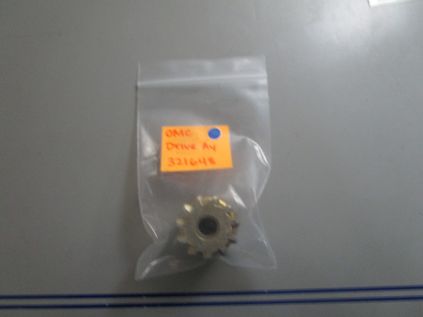 *NEW OEM* 0810 OMC Johnson Evinrude Drive Assembly 321648 0321648