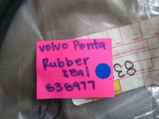 *NEW OEM* 0810 Volvo Penta Rubber Seal 838977