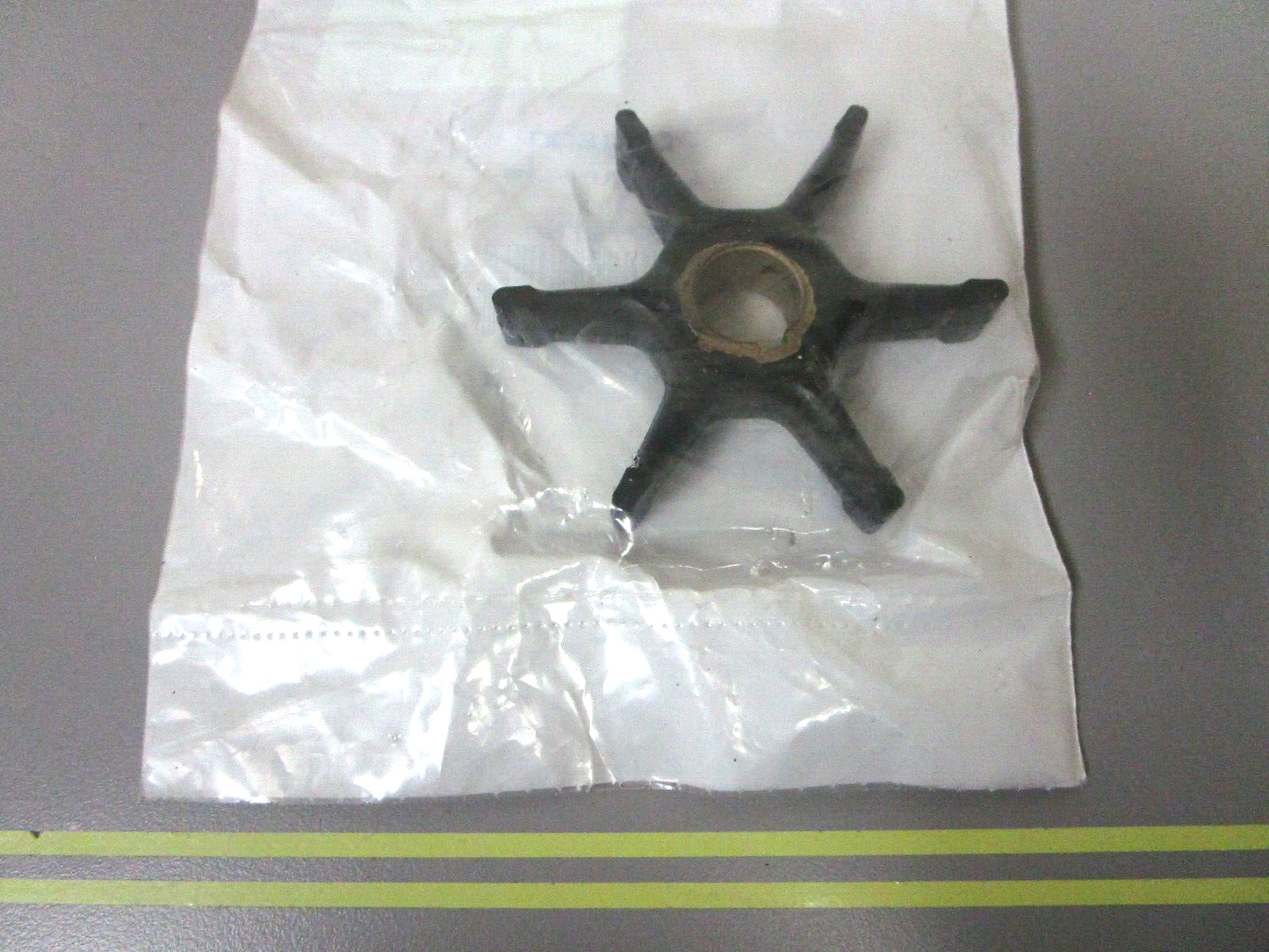 *NEW OEM* 0750 OMC Johnson Evinrude IMPELLER 377178 0377178