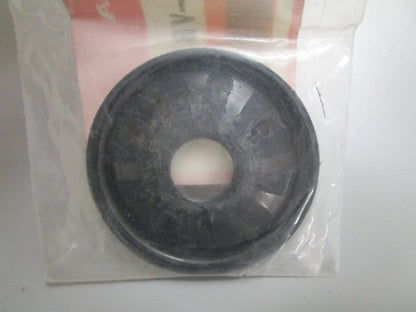 *NEW OEM* 0810 Honda Rear Wheel Seal 90555-VB3-801