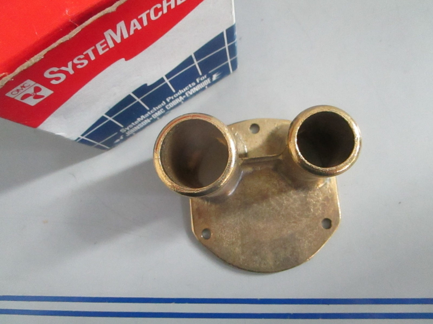 NEW OEM 3851697 OMC Johnson Evinrude Cover 0820