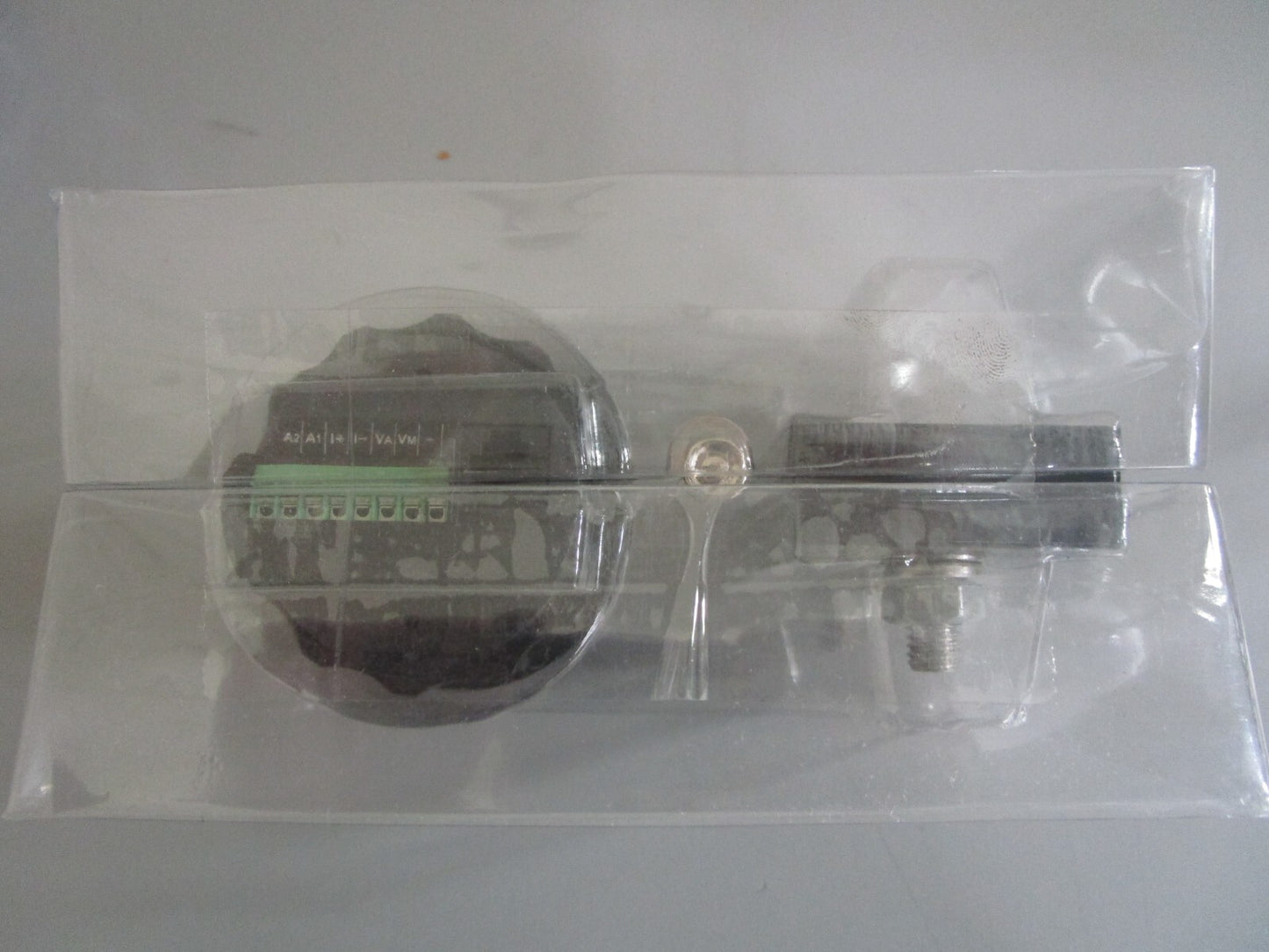 *NEW* 0820 Xantrex Battery Monitor 84-2030-00