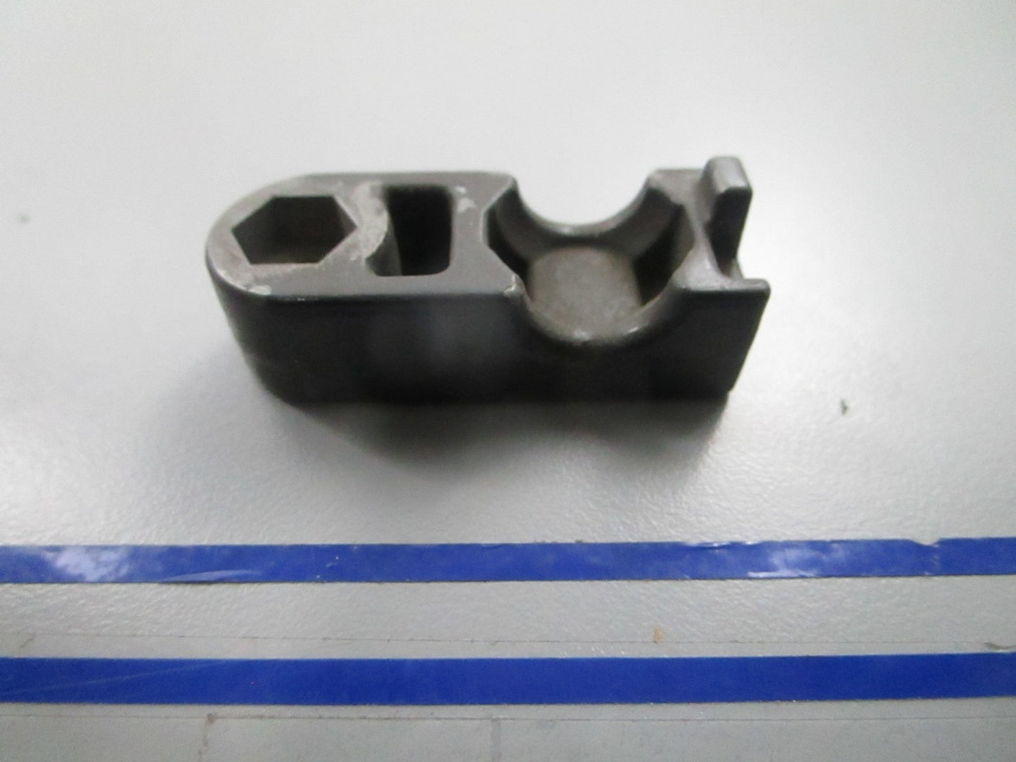 *NEW OEM* 0810 OMC Johnson Evinrude Anchor 914680 0914680